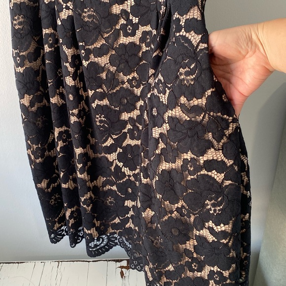 Vince Camuto Black Lace Overlay Sleeveless Sheath dress size 12 - Picture 7 of 14